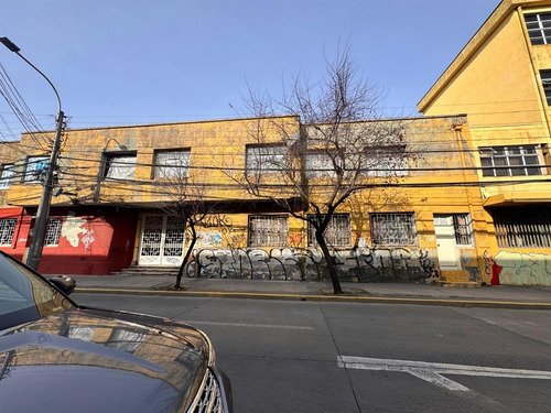 Departamento En Venta De 6 Dorm. En Concepción