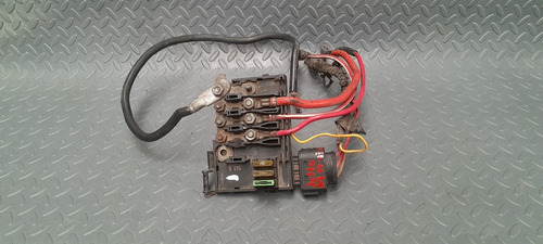 Modulo Fusibles Y Terminales Batería Jetta A4 99-2007 2.0 (Usado)