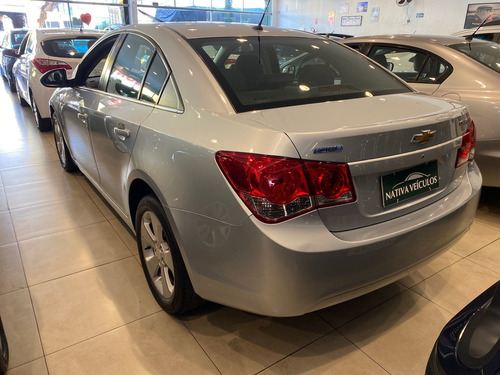 Imagem 5 de 6 de Chevrolet Cruze 1.8 Lt 16v Flex 4p Manual