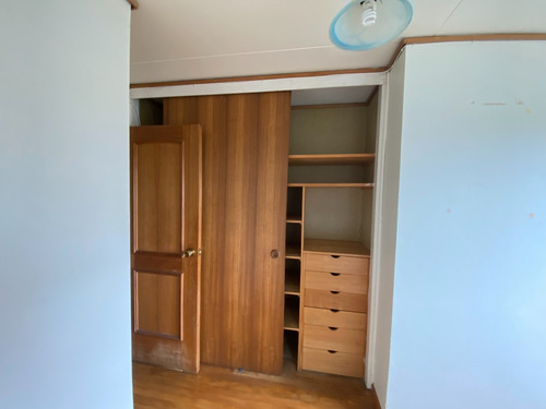 Casa De 78 M2 De2 Pisos, Sector Teja Sur, Isla Teja,valdivia