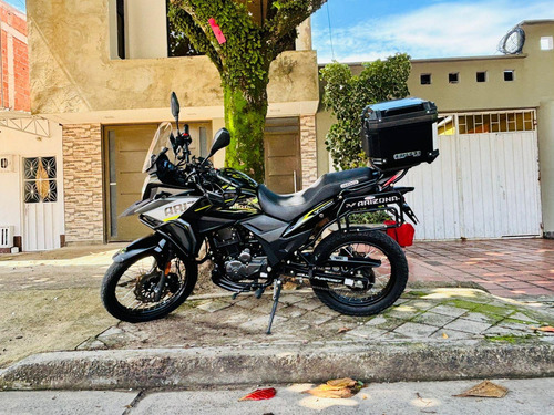Moto Arizona 2025 En Perfecto Estado, Lista Para Traspaso...