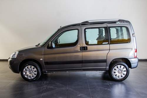 Imagen 9 de 17 de Citroën Berlingo Multispace Xtr Hdi 2022 0km