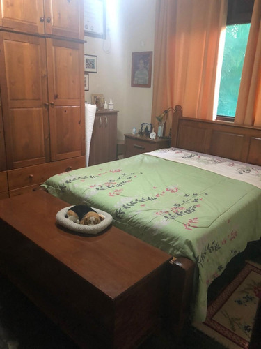 Casa À Venda Na Rua Doutor Manuel Marreiros, Bancários, Rio De Janeiro - Rj - Liv-11283