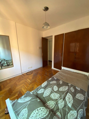 Imagen 8 de 12 de Departamento 3 Ambientes A La Calle Con Balcón
