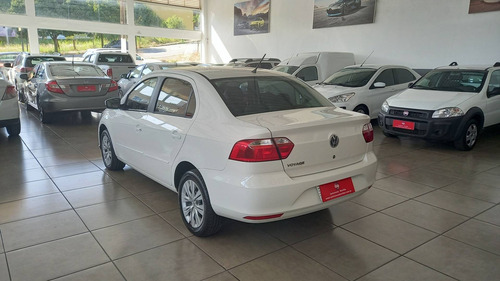 Imagem 4 de 11 de Volkswagen Voyage 1.6 Msi Totalflex 4p Manual