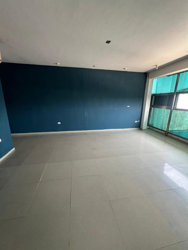 Oficina Con Almacen En Renta Villahermosa