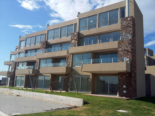 Imagen 6 de 18 de Venta. Departamento 3 Ambientes Con Terraza. En La Balconada, Nordelta.