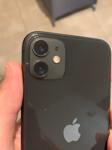 Iphone 11 64 Gb Impecable, Como Nuevo C/cable Y Templado Negro (Usado)