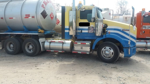 Tractomula Kenworth 2013