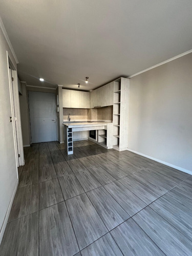 Arriendo Departamento Ubicado En La Comuna De La Florida