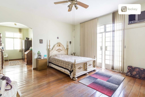 Imagem 14 de 15 de Aluguel De Casa Com 1100m² E 7 Quartos - 10554