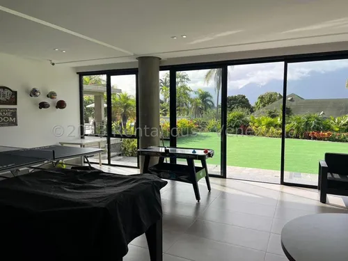 Se Vende Casa En Cerro Verde