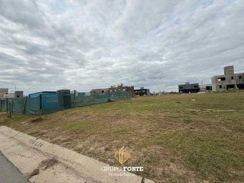 Lote En Venta - Docta Avenida
