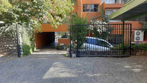 Se Arrienda Estacionamiento En Providencia