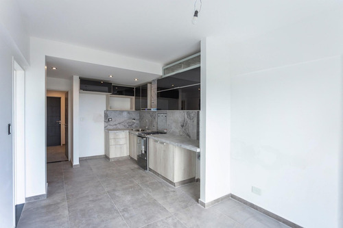 Imagen 10 de 30 de Dto 4 Ambientes Con Terraza,piscina Y Tobogan Propia !!!