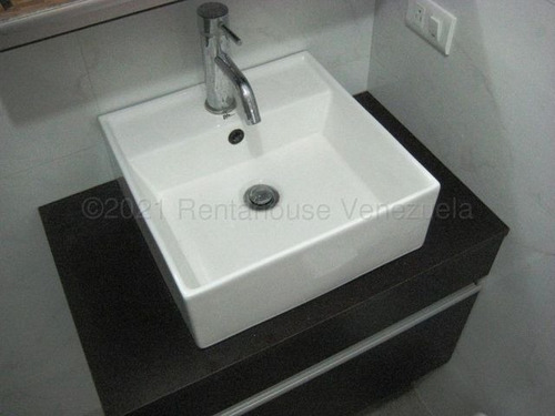 Imagen 9 de 11 de Apartamento En Venta En Lomas Del Avila 21-17645 Adri 04143391178