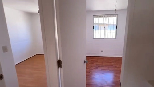 Venta De Casa En Avenida Santa Luisa, Quilicura