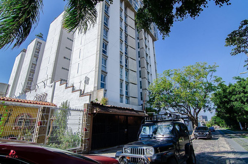 Departamento En Venta En Ciudad Granja, Zapopan.