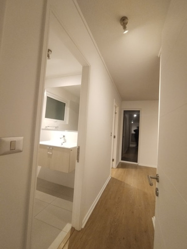 Arriendo Espléndida Casa En Condominio 3d/2b/3e, Limache.