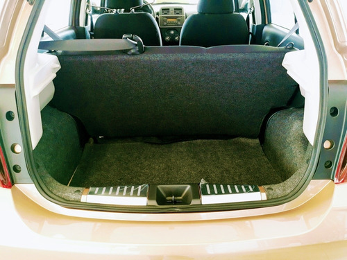Imagen 12 de 12 de Nissan March 2021 1.6 Sense T/m