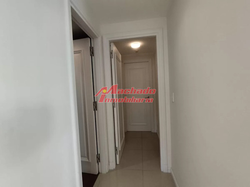 Apartamento En Venta En Playa Brava De Punta Del Este