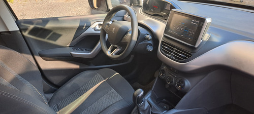Peugeot 208 1.6 Allure