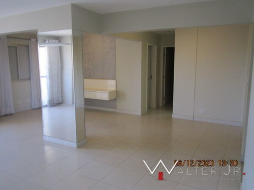 Apartamento Padrão Com 3 Quartos No Edifício Pamplona - Edificiopamplona-v