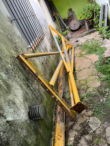 Pórtico Para Aparejo Con Hierro Doble T (desmontable) 750kg. (Usado)