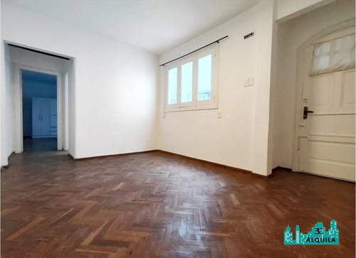 Alquiler! 1 Dormitorio! Bajos Gs Cs! A Pasos De La Rambla!!