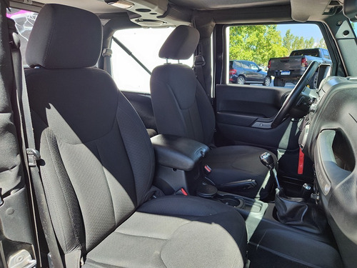 Imagen 18 de 19 de Jeep Wrangler 2016 Sport 4x4 Abasto Motors