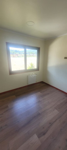 Casa Nueva De 3d-2b En El Condominio Country Pucón