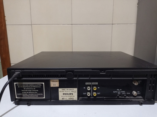 Videocasetera Philips Funciona Negrro (Usado)