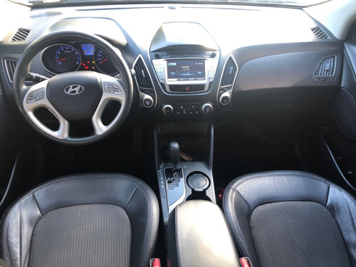 Imagem 5 de 10 de Hyundai Ix35 2.0 16v 2wd Flex Aut 2013
