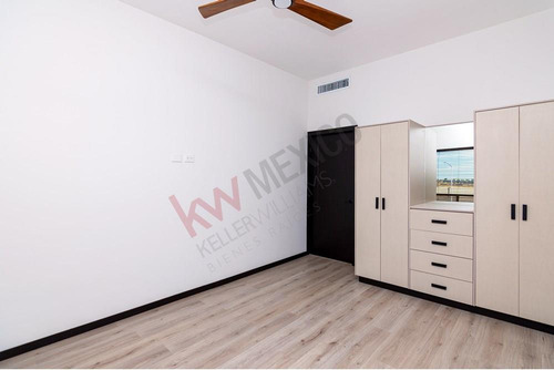 Casa En Venta En Quintas La Cima, Torreón - 3 Recámaras, Jardín Y Estacionamiento Techado