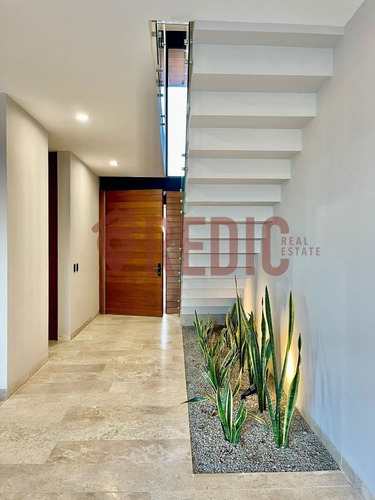 Imagen 2 de 18 de Estrena Casa De 4 Hab. (1 En P.b.) En Lomas De Juriquilla