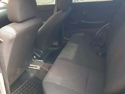 Imagem 9 de 11 de Fiat Siena Fire 1.0 8v Flex