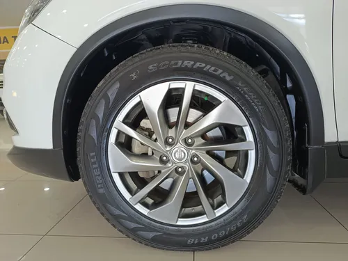 Nissan X-Trail Exclusive