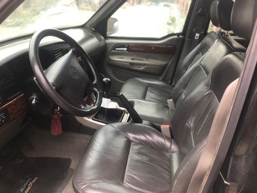 Imagen 5 de 7 de Ssangyong Musso 602 Td 2005
