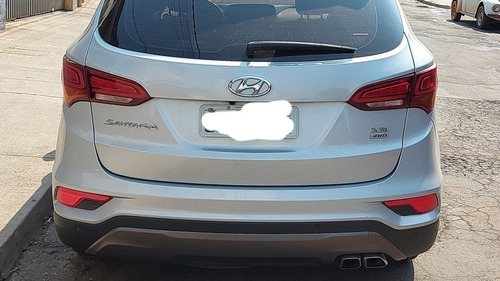 Imagem 3 de 6 de Suv