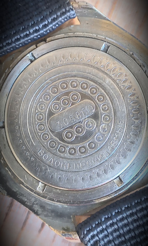 Relógio Vostok Boctok Komandirskie, Submarino Azul Prateado Azul (Usado)