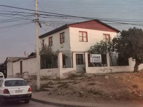 Imagen 7 de 10 de Geskar Vende Casa Esquina En Av. Cerca De Hospital De Ovalle