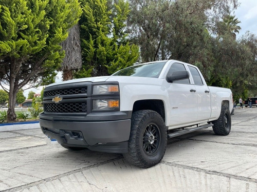 Imagen 1 de 13 de Chevrolet Silverado 2500 Doble Cabina