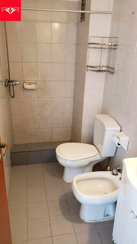 Alquiler De Departamento En La Plata (pza Italia Y Diag 74)