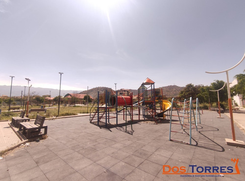 Imagen 8 de 12 de 92.500$us Casita Sencilla En Zona Muy Comercial De La Zona Sud