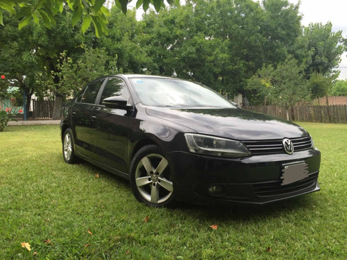Volkswagen Vento 2.0 Luxury I 140cv 2011