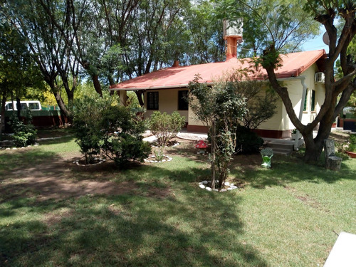 Venta De Casa En El Carrizal- Lujan De Cuyo- 4 Amb