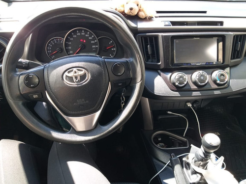 Imagen 13 de 14 de Toyota Rav 4 Std 4x2 Mec 2018