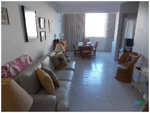 Apartamento En Punta Del Este, Mansa- Ref: 1024