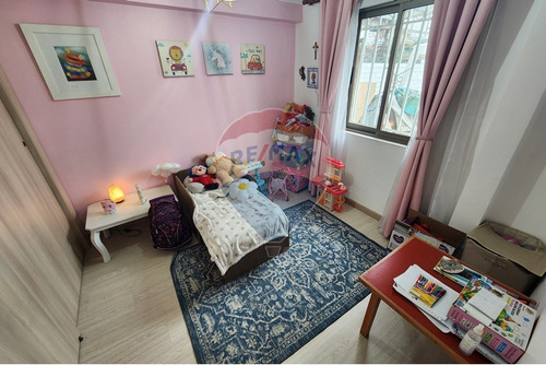 Renovada Y Con Jardín 3d+2b