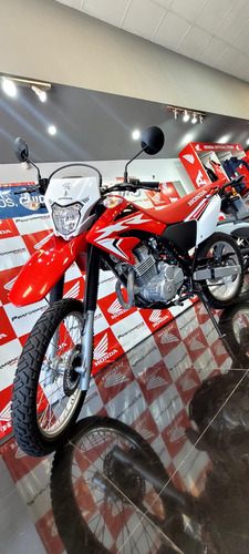 Honda Tornado 250 2024 Usado Performance Bikes